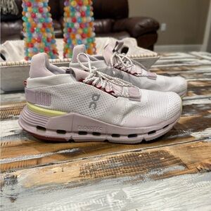 On Running Cloudtec Sneakers in Soft Gray and Lavender